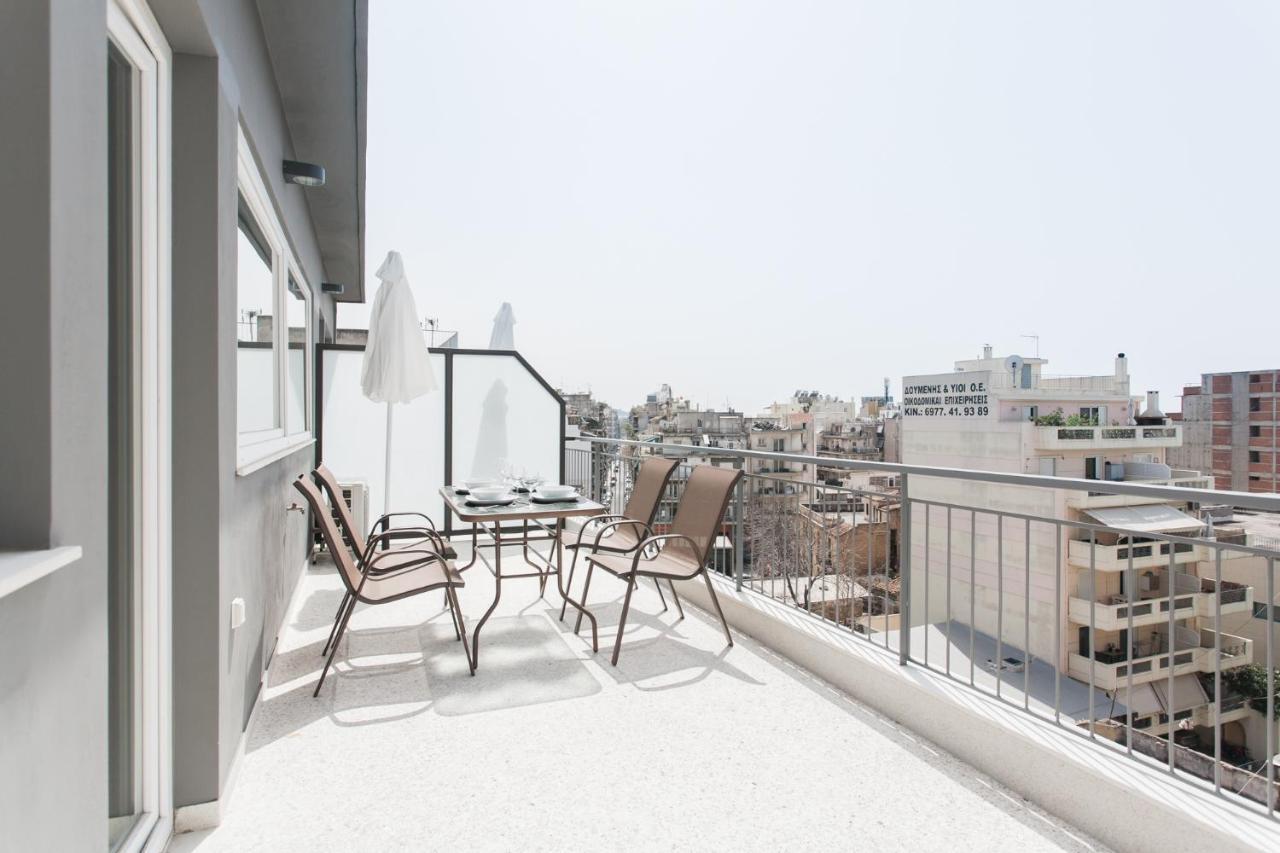 Wyz Attiki Aparthotel Atenas Exterior foto